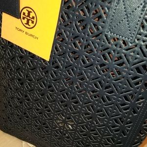 Leather tote Tory Burch Navy in Leather - 31466239